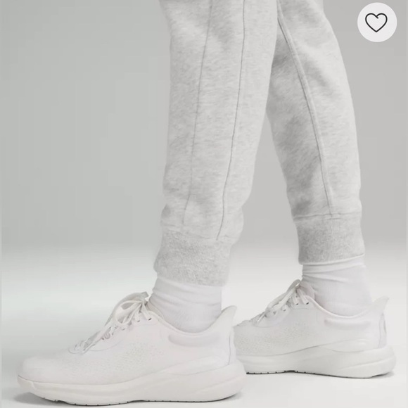 Lululemon Athletica Gray Scuba Mid-Rise Jogger Pants with Elastic Cuffs - Picture 3 of 7